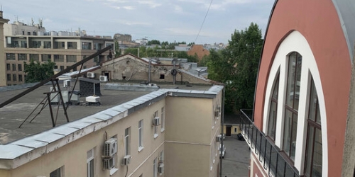 4-комн квартира пр-кт Малый П.С.,  д. 1б