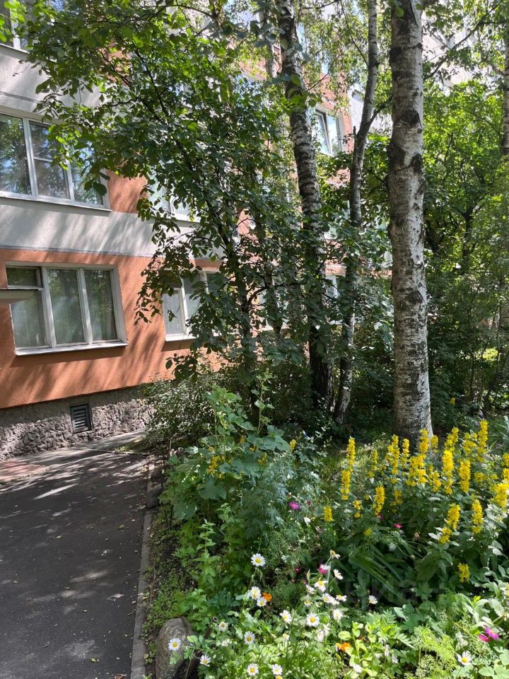 Продажа 1-комн квартиры на вторичном рынке улица Турку, 4