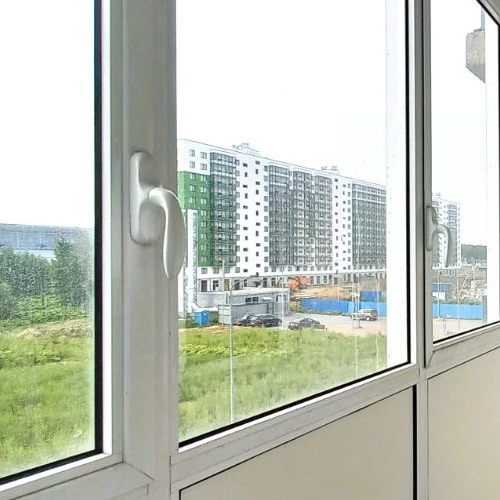 Студия пос. Янино-1, улица Заводская, 18к2