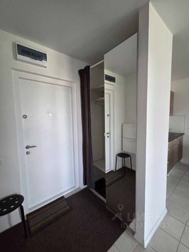 Аренда 1-комн квартиры на вторичном рынке Варшавское шоссе, 141Ак3