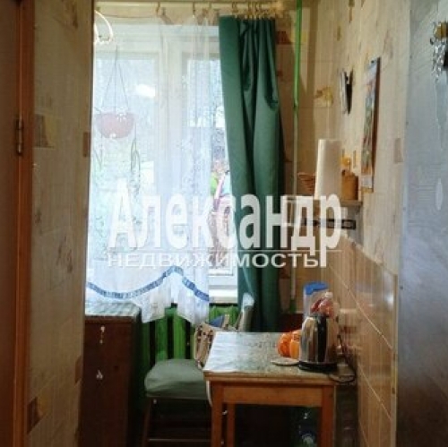 3-комн квартира Кузнечное, ул Гагарина,  д. 4