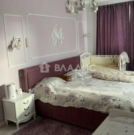 Продажа 2-комн квартиры на вторичном рынке проспект Героев,  д. 27 к1