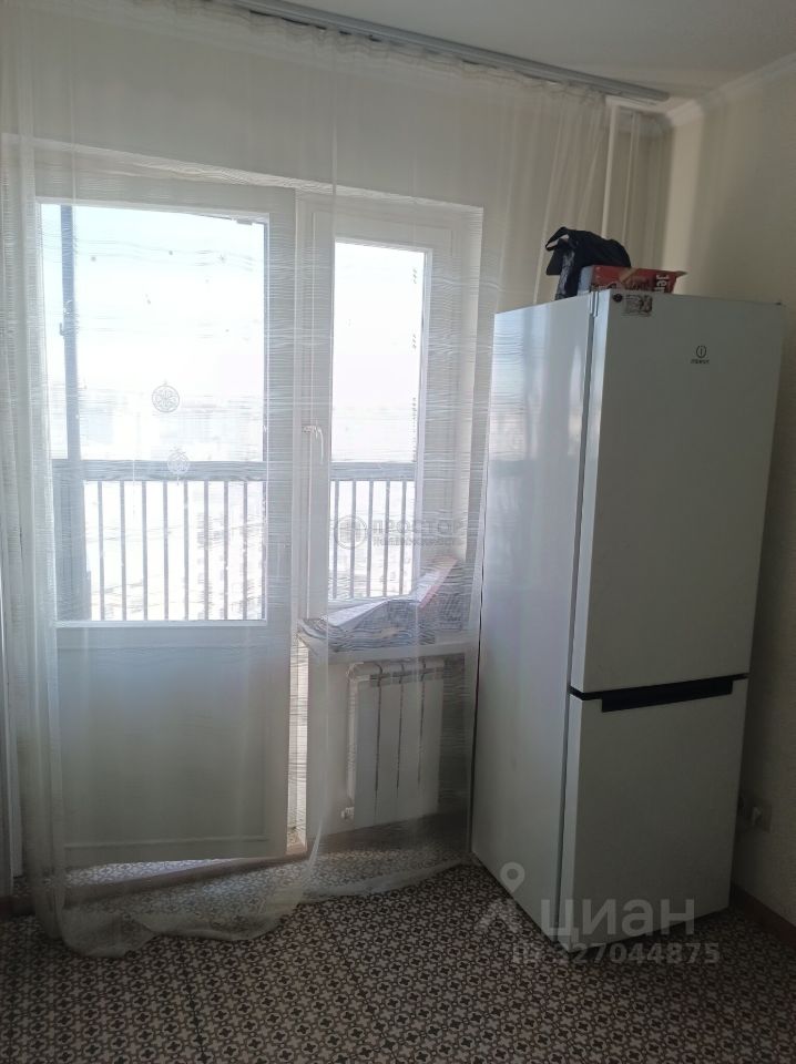 Продажа 1-комн квартиры на вторичном рынке Большая Очаковская улица, 44к1
