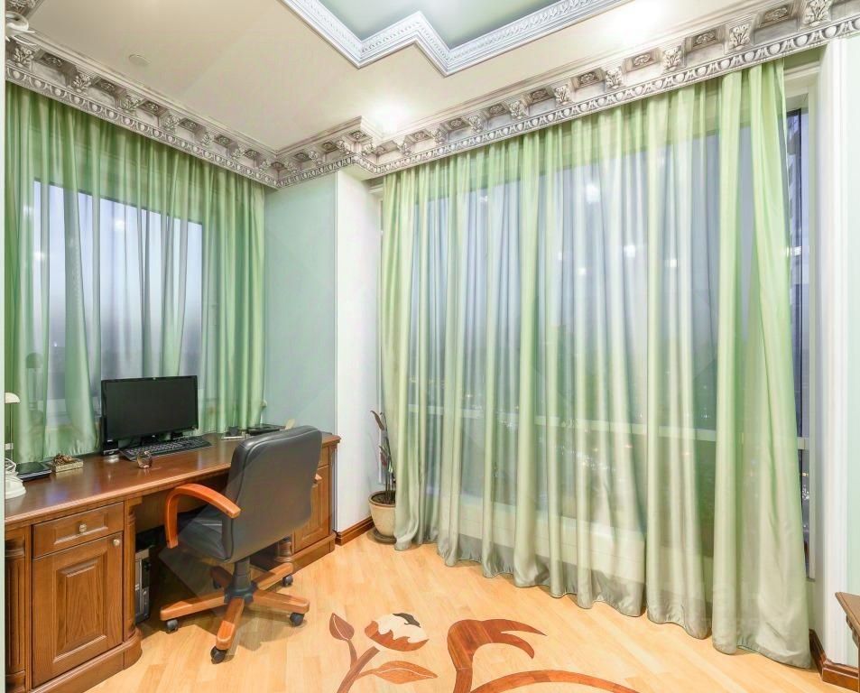 Продажа 4-комн квартиры на вторичном рынке Ленинский проспект, 111к1