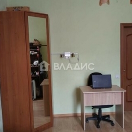 Продажа 3-комн квартиры на вторичном рынке Заозёрная улица,  д. 6