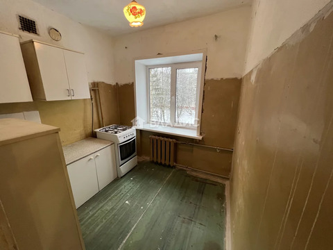 Продажа 2-комн квартиры на вторичном рынке Нахабино, ул. Парковая,  д. 10