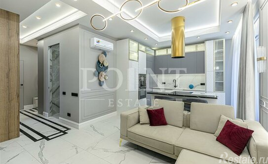 Продажа 3-комн квартиры на вторичном рынке ул Мантулинская,  д. 9,  к. 3