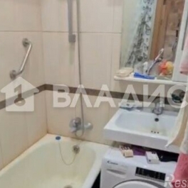 Продажа 3-комн квартиры на вторичном рынке Краснодонская улица,  д. 34