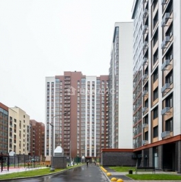 Продажа 1-комн квартиры на вторичном рынке улица Кедрова,  д. 16 к3