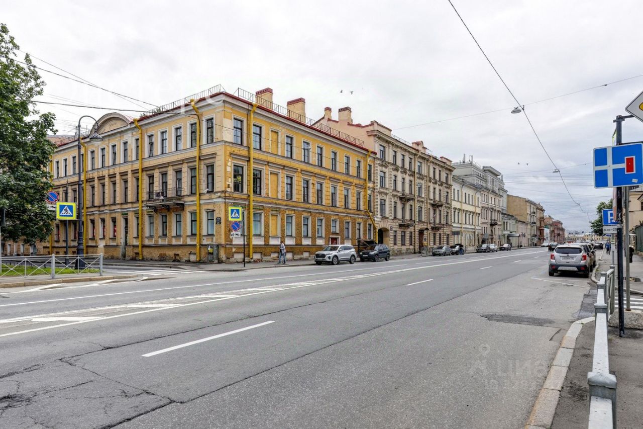 Продажа 3-комн квартиры на вторичном рынке проспект Большой Васильевского острова, 26
