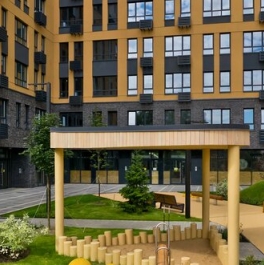 Продажа 4-комн квартиры на вторичном рынке Ломоносовский пр-кт,  д. 41 к1