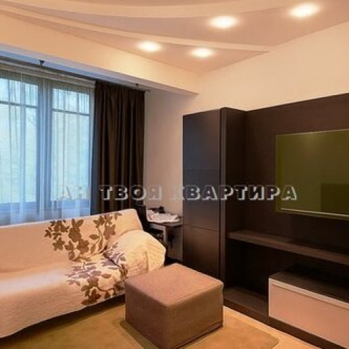 3-комн квартира ул Ельнинская,  д. 15,  к. 3