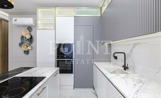 Продажа 3-комн квартиры на вторичном рынке ул Мантулинская,  д. 9,  к. 5