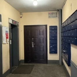 Продажа 1-комн квартиры на вторичном рынке ул Вавиловых,  д. 10,  к. 1