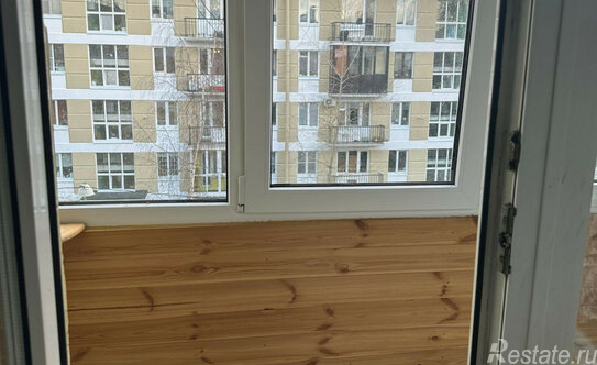 Продажа 3-комн квартиры на вторичном рынке Трамвайный пр-кт,  д. 13 к1