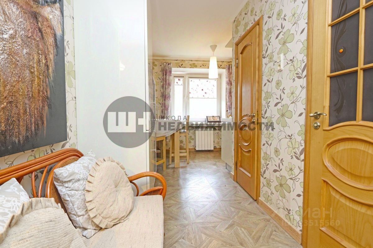 Аренда 2-комн квартиры на вторичном рынке Колпинская улица, 19