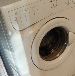 Продажа 2-комн квартиры на вторичном рынке Колпино г, Трудящихся б-р,  д. 35 к2