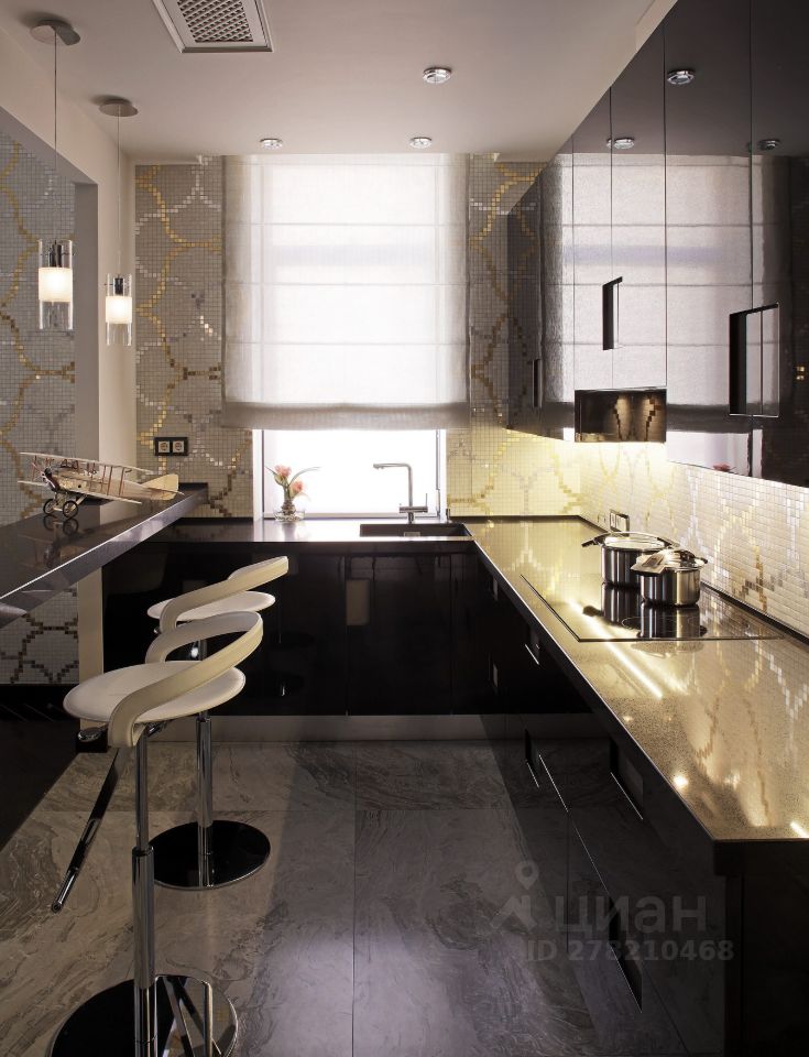 Продажа 3-комн квартиры на вторичном рынке набережная Академика Туполева, 15