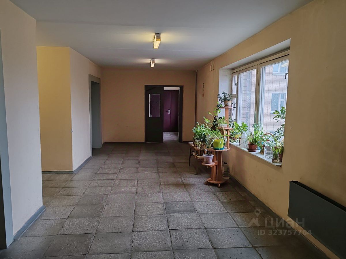 Продажа 2-комн квартиры на вторичном рынке улица Римского-Корсакова, 14