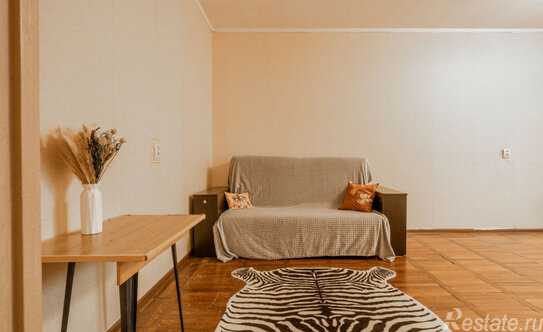 Продажа 1-комн квартиры на вторичном рынке проспект Солидарности,  д. 5