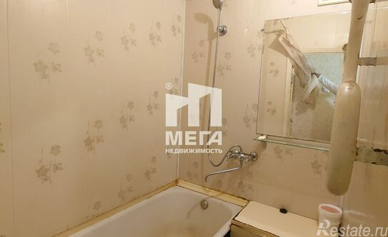 Продажа 3-комн квартиры на вторичном рынке ул Асафьева,  д. 10