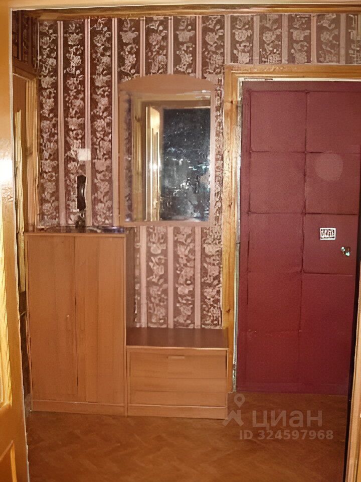 Продажа 2-комн квартиры на вторичном рынке Перекопская улица, 3