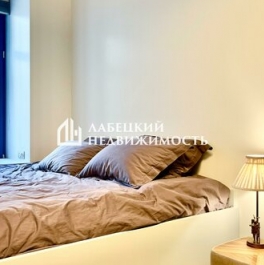 Продажа 2-комн квартиры на вторичном рынке Реки Мойки наб,  д. 8