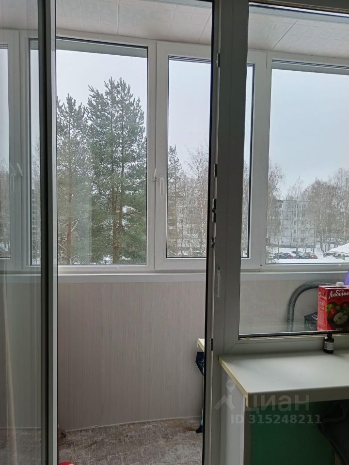 Продажа 1-комн квартиры на вторичном рынке пос. Новый Свет, 43