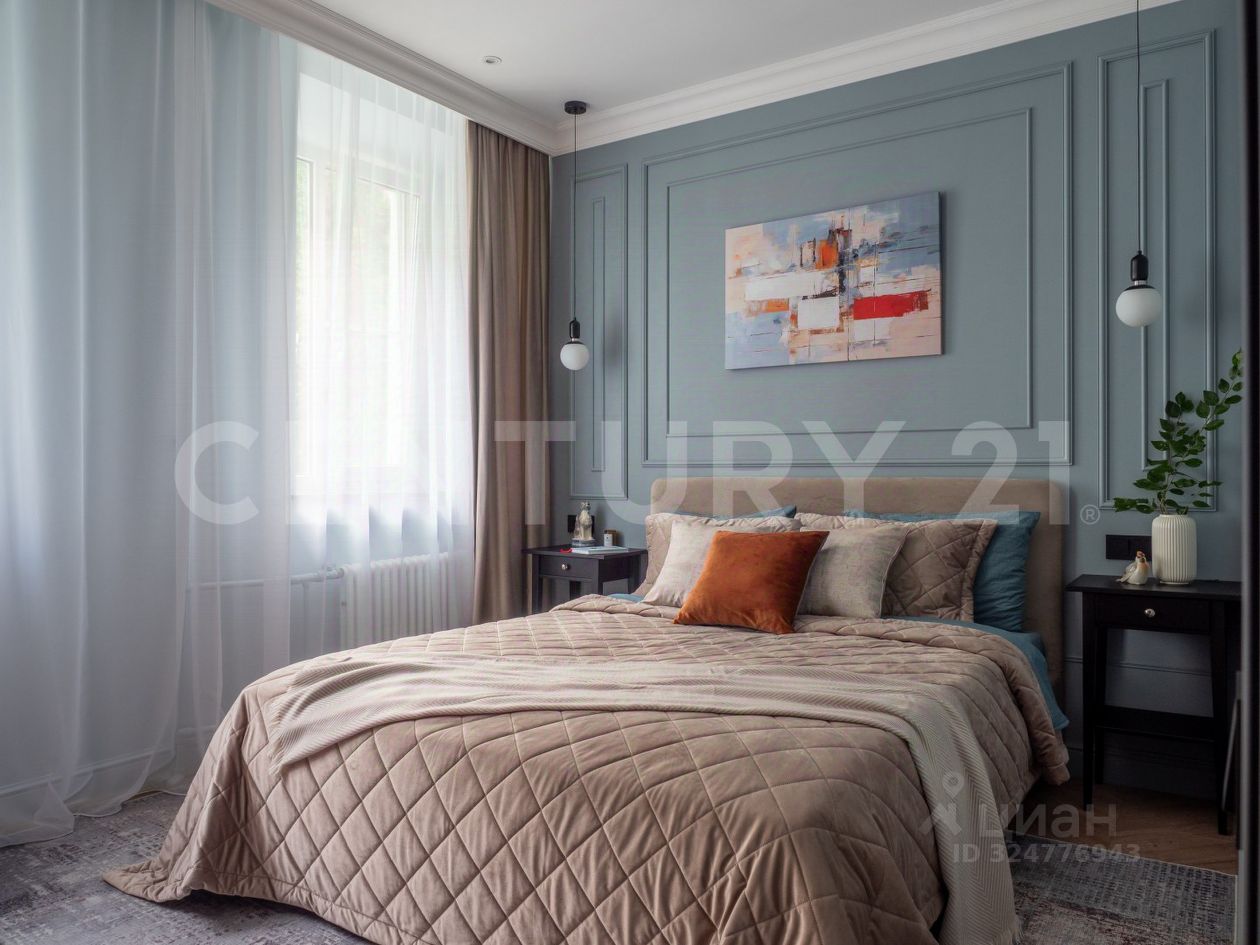 Продажа 2-комн квартиры на вторичном рынке набережная Реки Фонтанки, 75