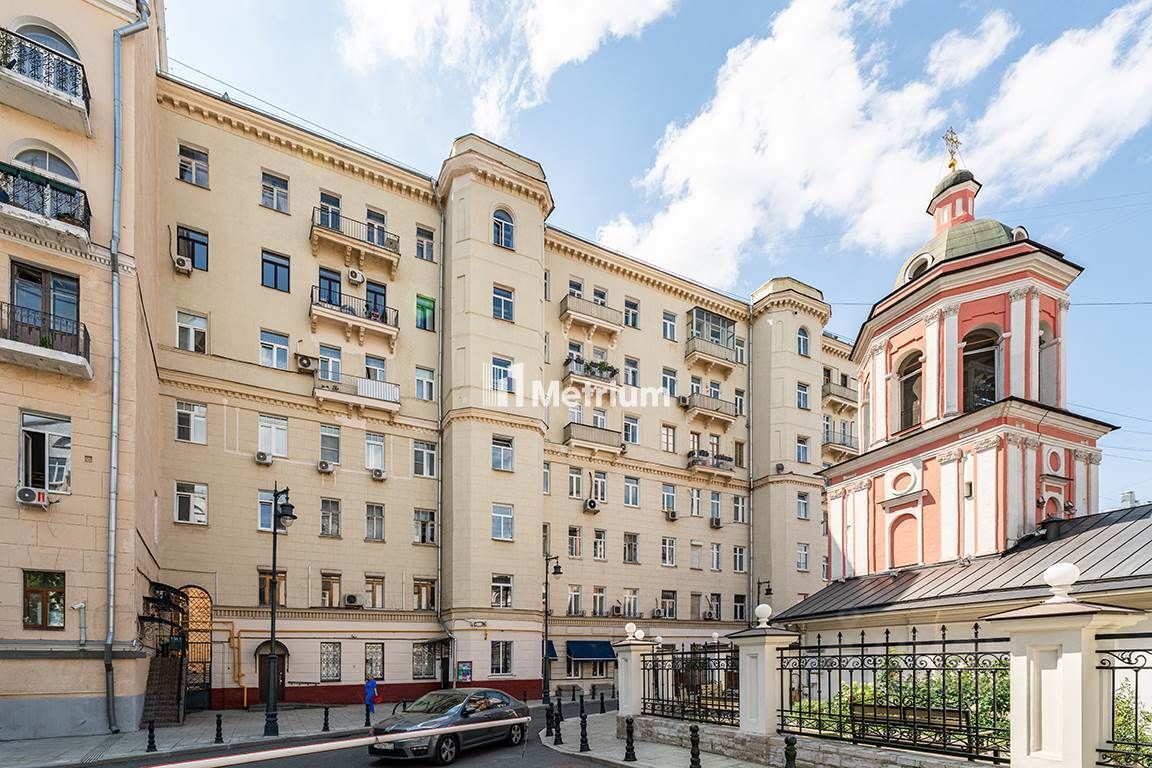 Продажа 5-комн квартиры на вторичном рынке Богословский переулок, 3