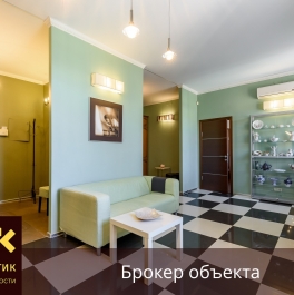 Продажа 2-комн квартиры на вторичном рынке Исполкомская ул,  д. 12