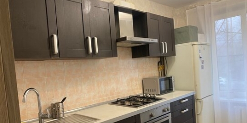 2-комн квартира улица Павла Андреева,  д. 3