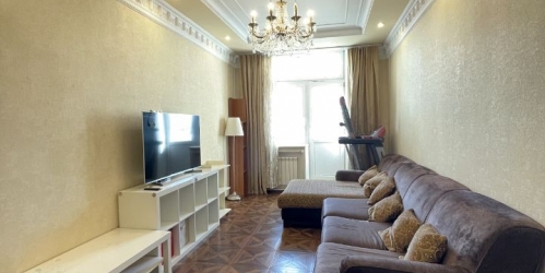 3-комн квартира ул Лобанова,  д. 2/21