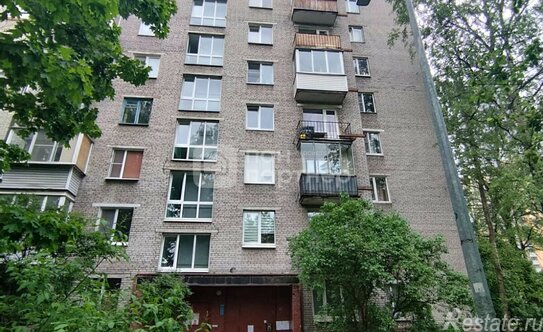 Продажа 1-комн квартиры на вторичном рынке ул Бутлерова,  д. 32