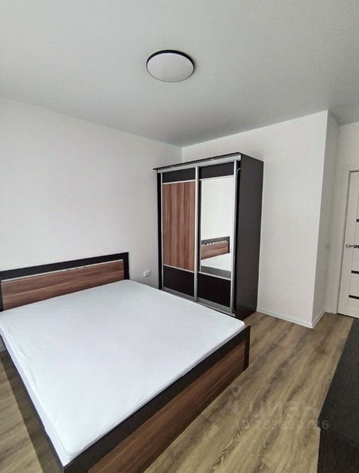 Аренда 2-комн квартиры на вторичном рынке улица 3-я Нововатутинская,  д. 4