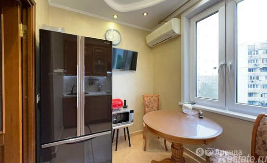 Аренда 3-комн квартиры на вторичном рынке Костромская улица,  д. 4А