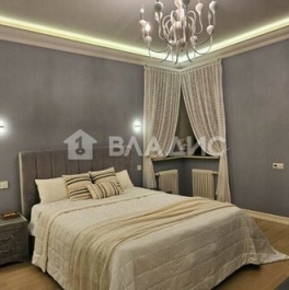 Продажа 2-комн квартиры на вторичном рынке Нахимовский пр-кт,  д. 56