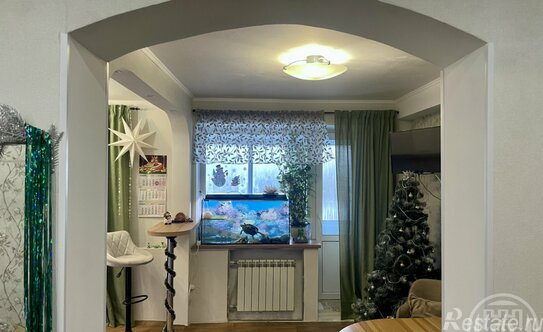 Продажа 3-комн квартиры на вторичном рынке Песочный п, Белоостровское ш,  д. 1