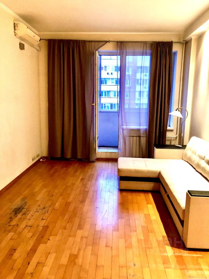 Продажа 2-комн квартиры на вторичном рынке Мичуринский проспект, 21К2