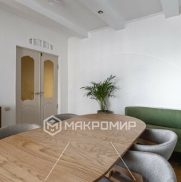 Продажа 4-комн квартиры на вторичном рынке Осенняя улица,  д. 14