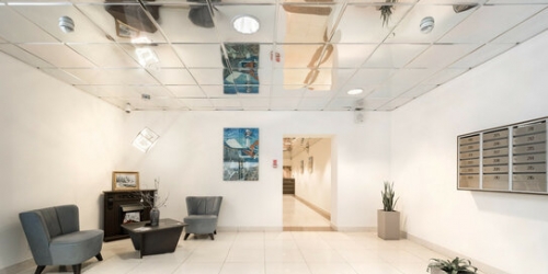 3-комн квартира улица Архитектора Власова,  д. 6