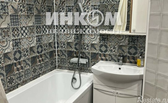 Продажа 1-комн квартиры на вторичном рынке ул Николо-Хованская,  д. 26,  к. 1