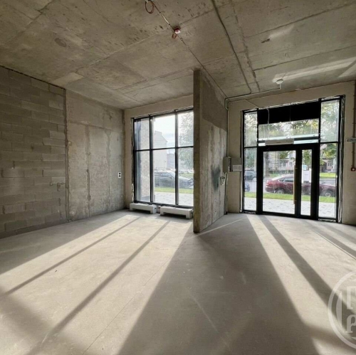 Торговое помещение Обуховской Обороны просп.,  д. 36