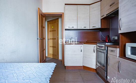 Продажа 1-комн квартиры на вторичном рынке улица Пугачёва,  д. 2