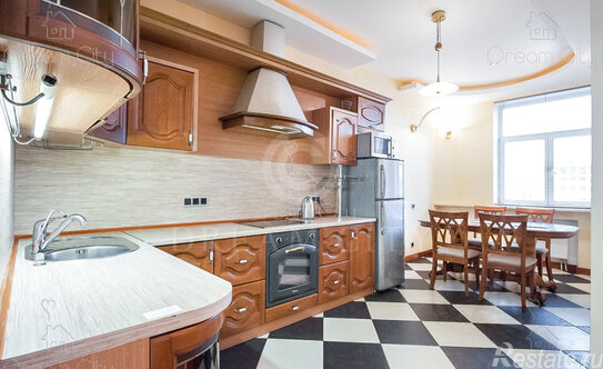 Аренда 2-комн квартиры на вторичном рынке Троицкая ул,  д. 8