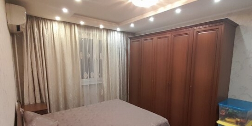 2-комн квартира Беловежская улица,  д. 57