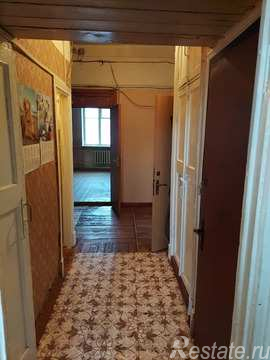 Продажа 4-комн квартиры на вторичном рынке Клин, ул. Театральная,  д. 1/3