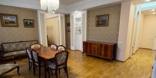 3-комн квартира Кузнецовская улица,  д. 40