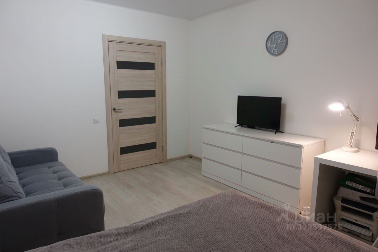 Продажа 1-комн квартиры на вторичном рынке Долгопрудная аллея, 15к4