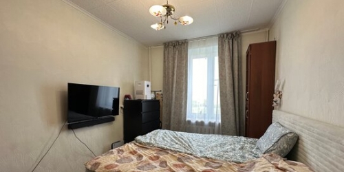 2-комн квартира улица Бажова,  д. 4